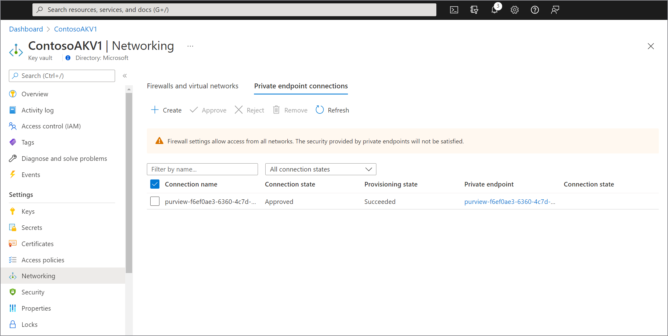 Captura de pantalla que muestra el punto de conexión privado aprobado para Azure Key Vault en Azure Portal
