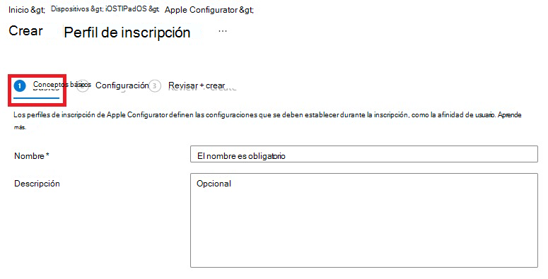 Captura de pantalla del panel de crear perfil de inscripción con la pestaña de Datos básicos seleccionada.