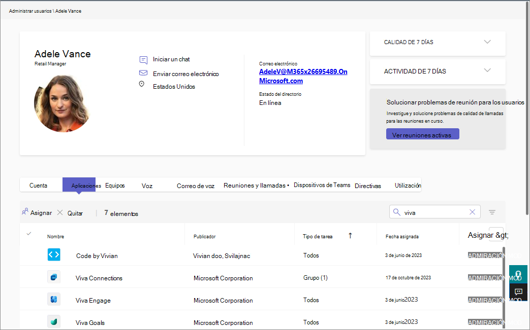 Captura de pantalla que muestra cómo ver todas las aplicaciones a las que un usuario tiene acceso, desde la página Administrar usuarios.