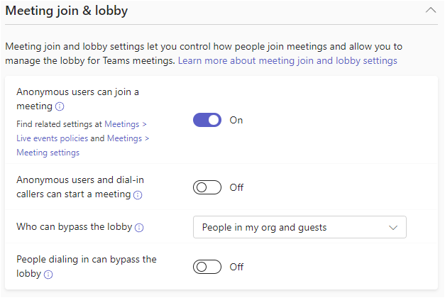 Captura de pantalla que muestra la directiva para unirse a la reunión y la sala de espera en el Centro de administración de Teams.