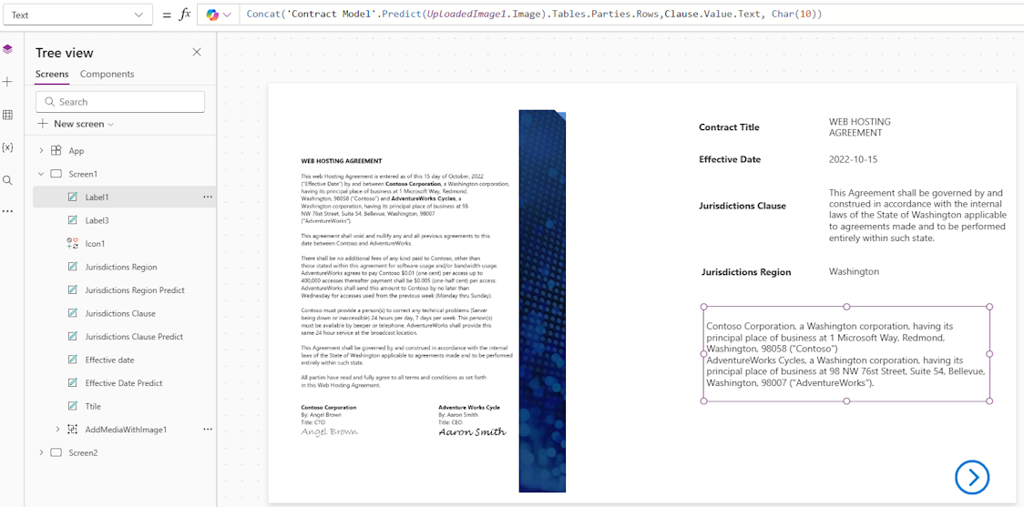 Captura de pantalla de un campo de primera cláusula con valores de texto concatenados para un documento de contrato.