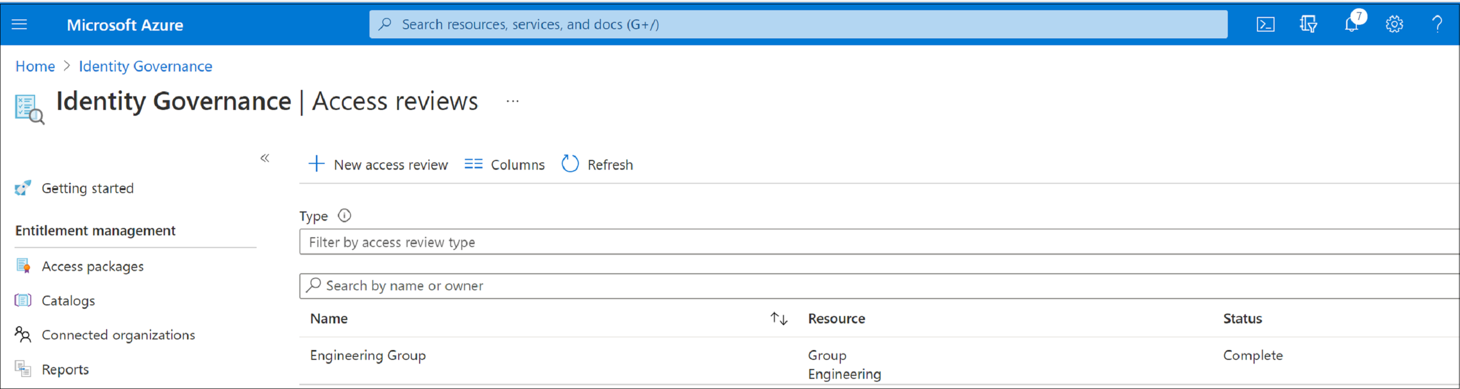 Captura de pantalla que muestra el panel Revisiones de acceso en Identity Governance.