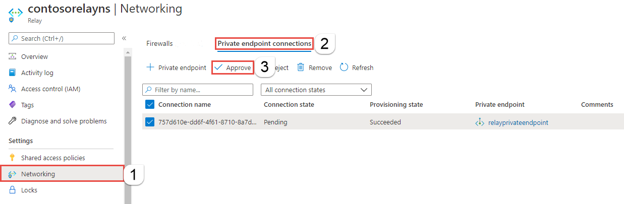 Captura de pantalla que muestra el botón Aprobar en la barra de comandos del punto de conexión privado seleccionado.