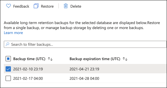 Captura de pantalla de Azure Portal en la que puede ver las copias de seguridad LTR disponibles.