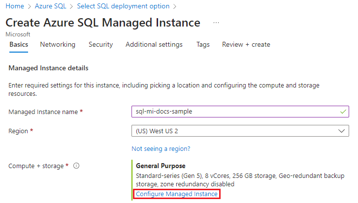 Captura de pantalla de la página Crear Azure SQL Managed Instance con la opción Configurar instancia administrada seleccionada.