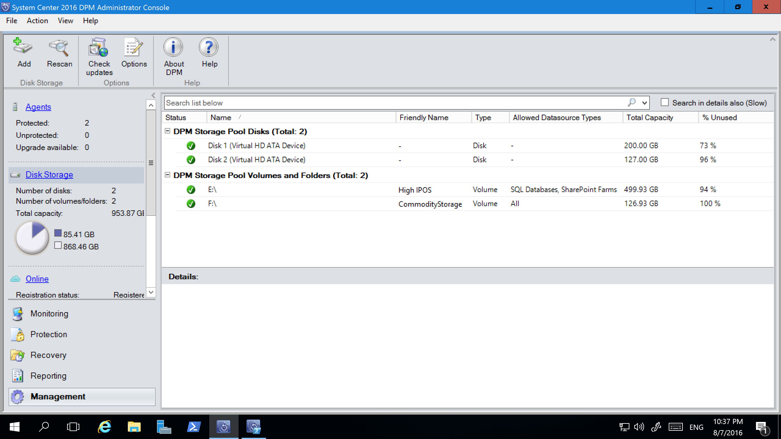 Captura de pantalla que muestra los discos y volúmenes en la consola de administrador.