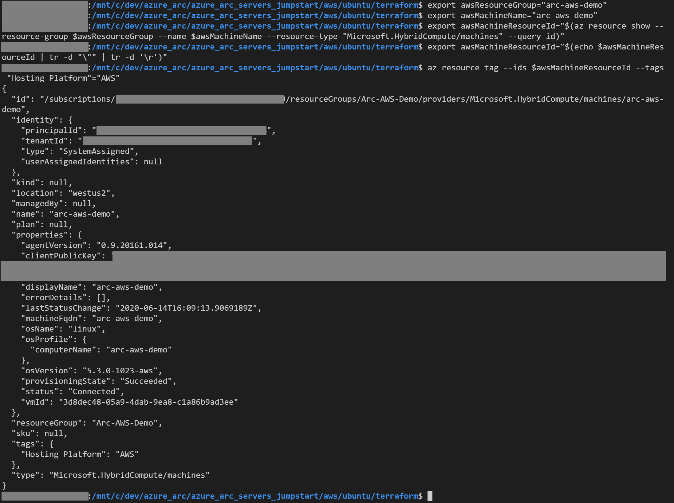 Captura de pantalla de una salida del comando az resource tag.