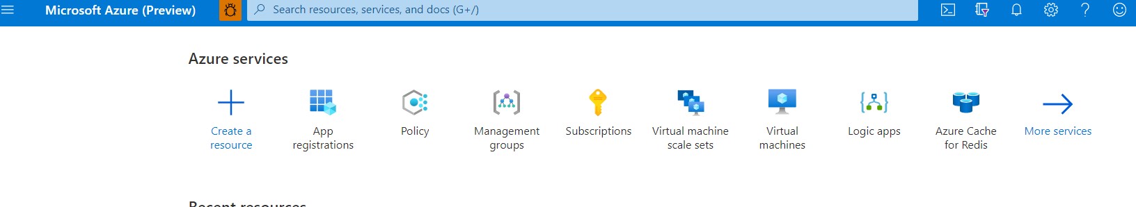 Captura de pantalla de los recursos disponibles en Azure Portal, incluidos los registros de aplicaciones.