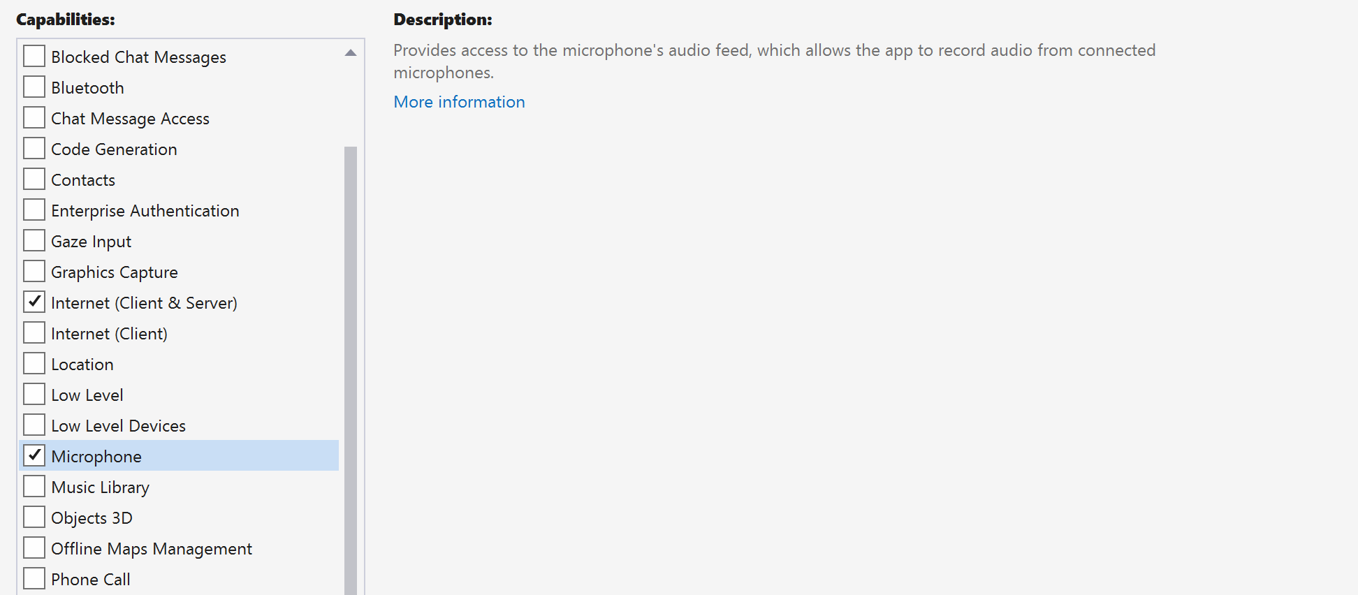 Captura de pantalla que muestra la solicitud de acceso a Internet y al micrófono en Visual Studio.