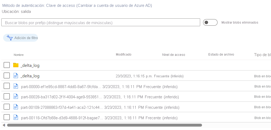 Captura de pantalla de los archivos de salida de la canalización en el contenedor de Azure Blob Storage.