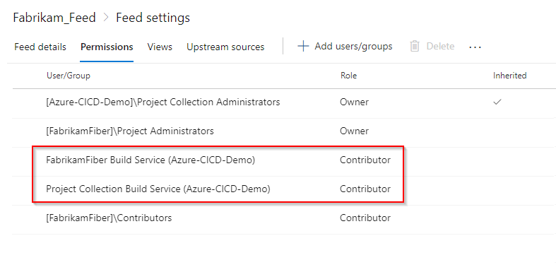 Captura de pantalla que muestra los roles de servicio de compilación en la configuración de fuente.