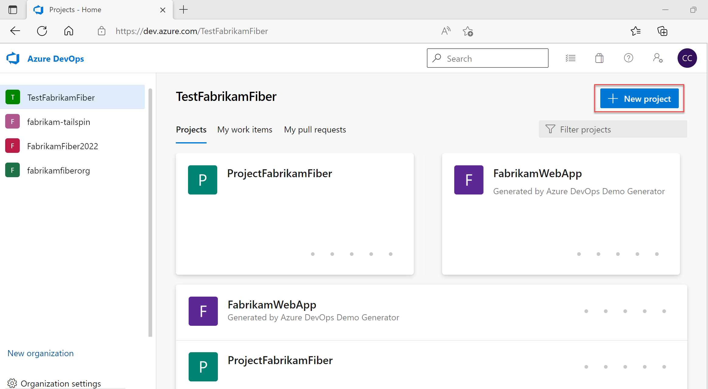 Captura de pantalla de los proyectos enumerados y el botón Nuevos proyectos resaltados.