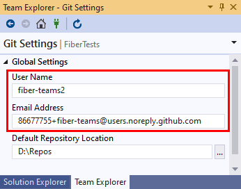 Captura de pantalla de los valores de nombre y correo electrónico en Configuración global de Git en Team Explorer en Visual Studio 2019.
