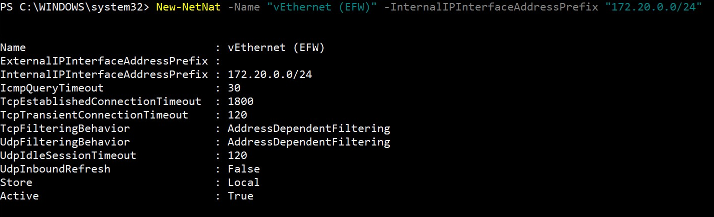 Captura de pantalla de la salida de la ejecución del comando New-NetNat.