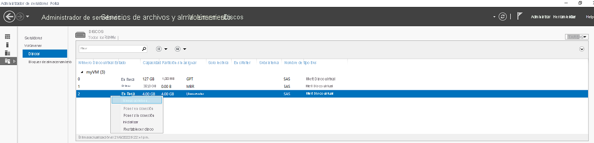 Captura de pantalla que muestra cómo conectar el disco de datos y crear un volumen.