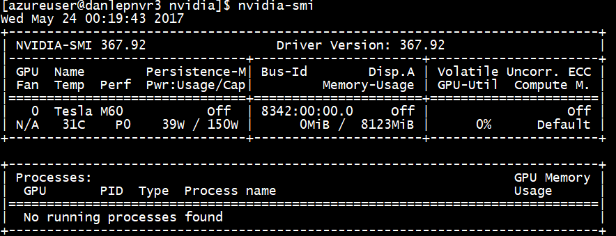 Captura de pantalla que muestra la salida cuando se consulta el estado de un dispositivo GPU.