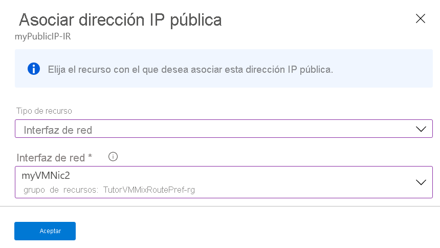 Captura de pantalla de la selección del recurso que se asociará a la dirección IP pública.