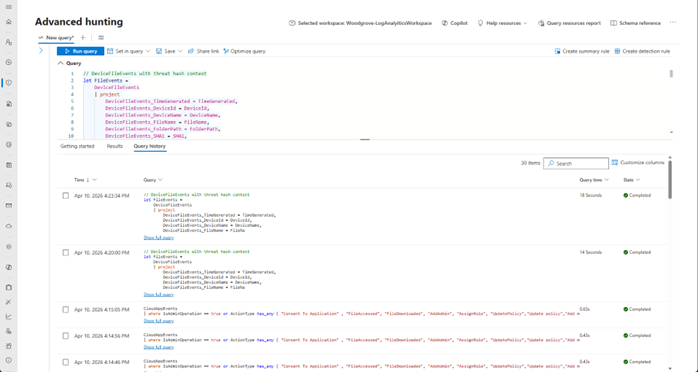 Captura de pantalla de la selección de Security Analyst Agent en Microsoft Defender búsqueda avanzada.