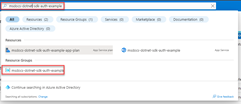Captura de pantalla que muestra cómo usar el cuadro de búsqueda de la parte superior de Azure Portal para localizar el grupo de recursos al que desea asignar roles (permisos) y navegar hasta él.