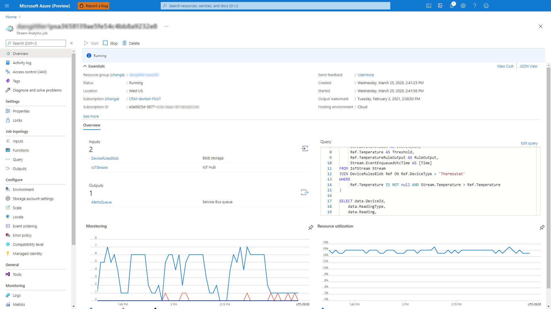 Captura de pantalla de Microsoft Azure mostrando el grupo de recursos apropiado y el trabajo Stream Analytics
