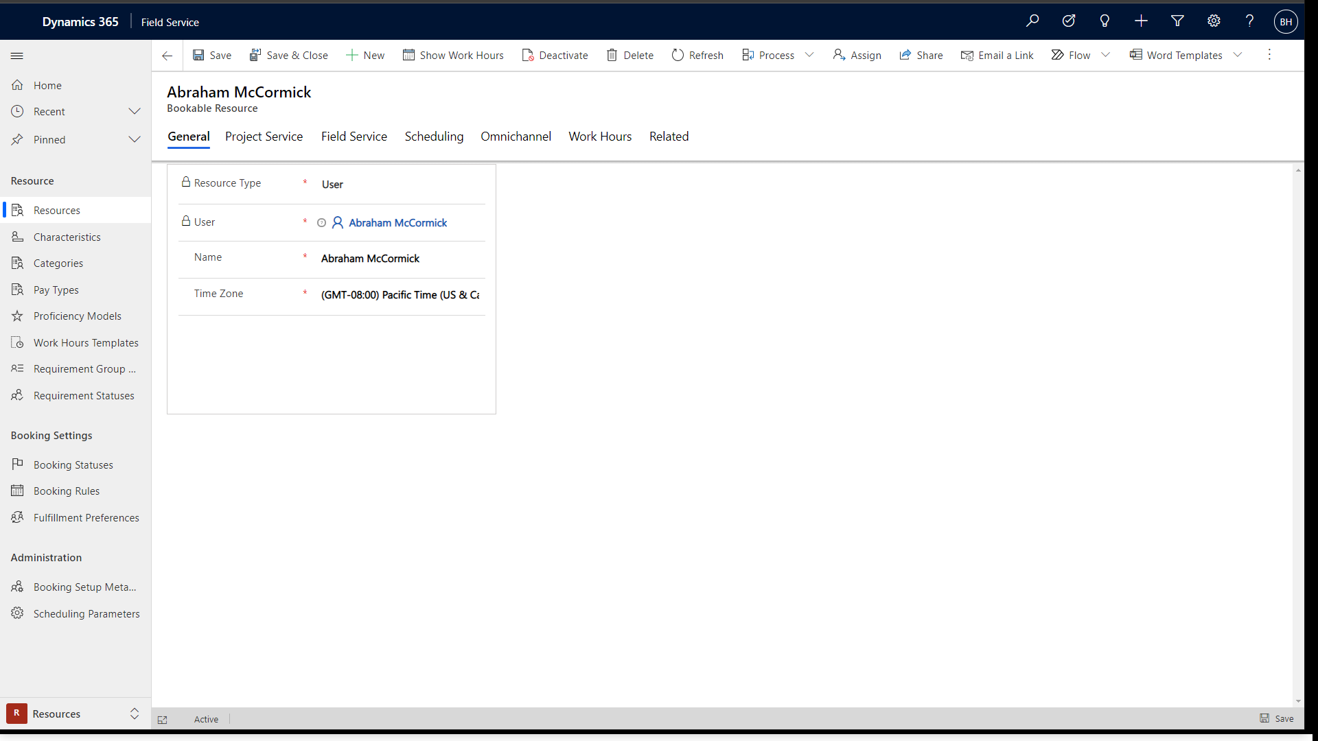 Captura de pantalla de un nuevo recurso que se puede reservar en Field Service.