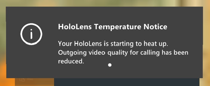 Captura de pantalla de mensaje de HoloLens que muestra que el dispositivo se está recalentando