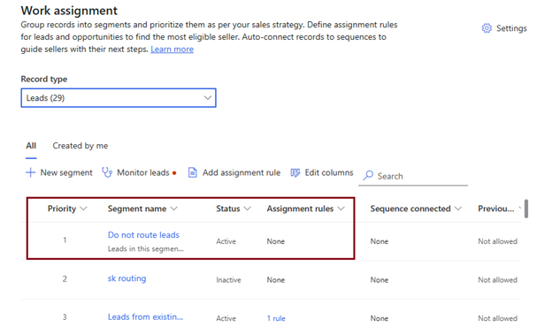Captura de pantalla que muestra cómo establecer la máxima prioridad para el segmento No enrutar clientes potenciales.