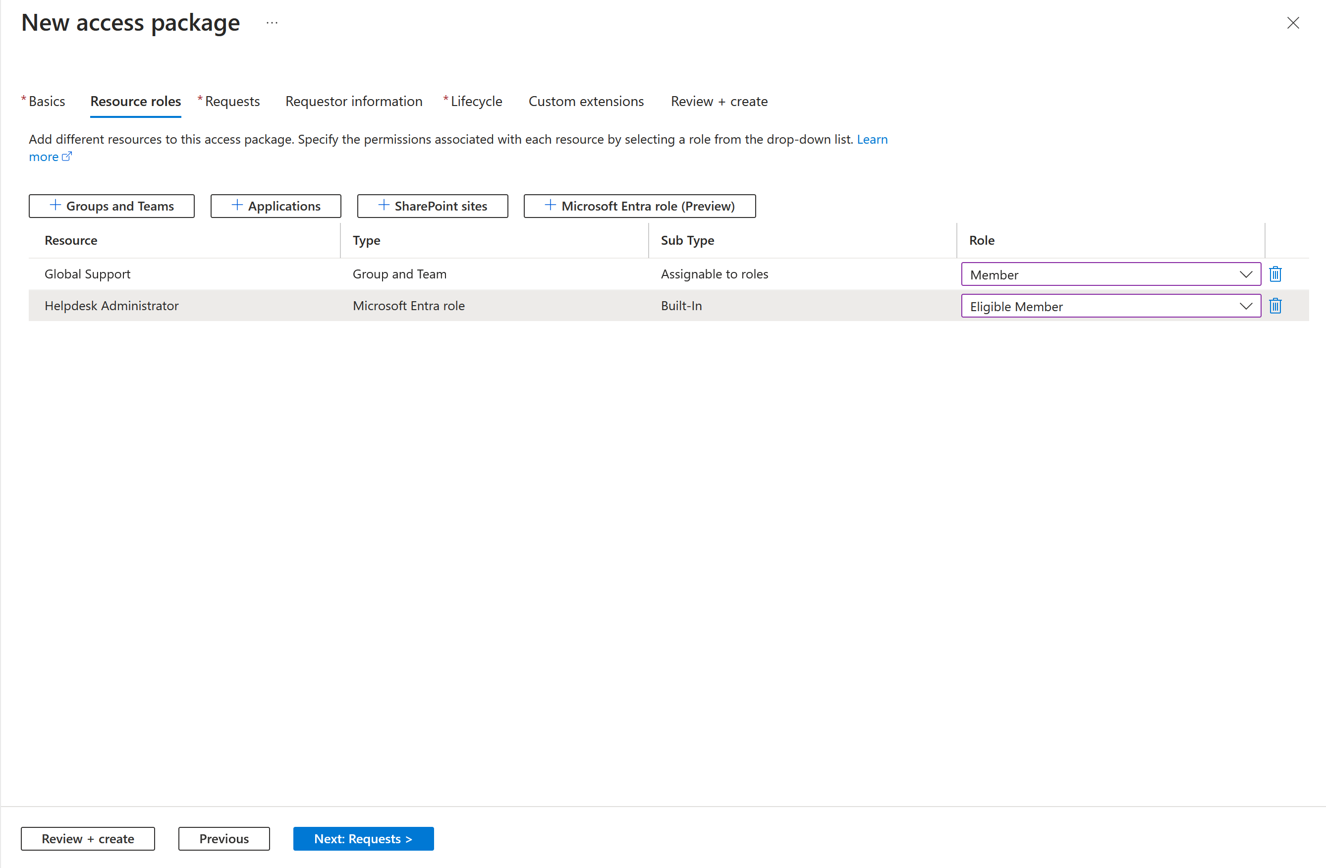 Captura de pantalla de la adición de un rol de recurso a un nuevo paquete de acceso.