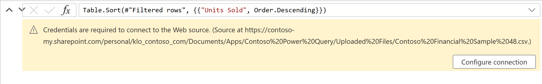 Captura de pantalla que muestra el mensaje de error de credenciales y el botón Configurar credenciales.