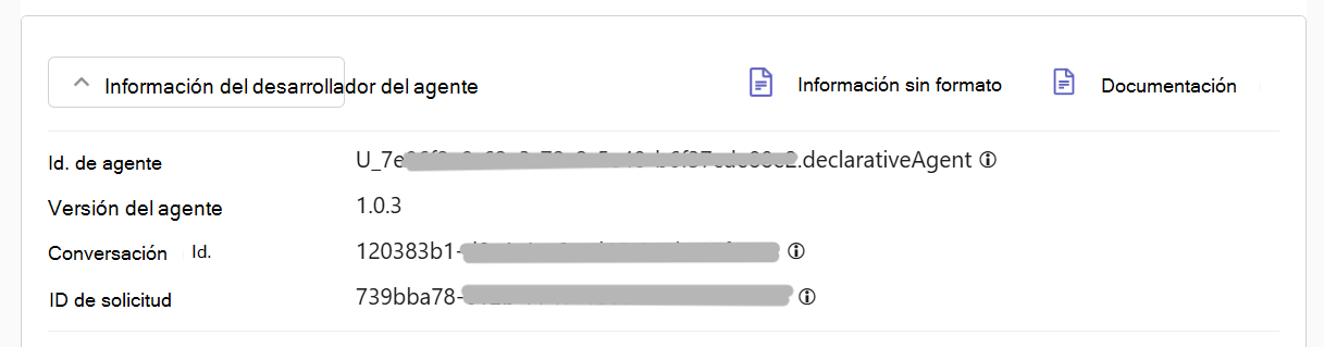 Captura de pantalla de Microsoft 365 Copilot sesión en la que Copilot ha devuelto una tarjeta con información de depuración que muestra los metadatos del agente