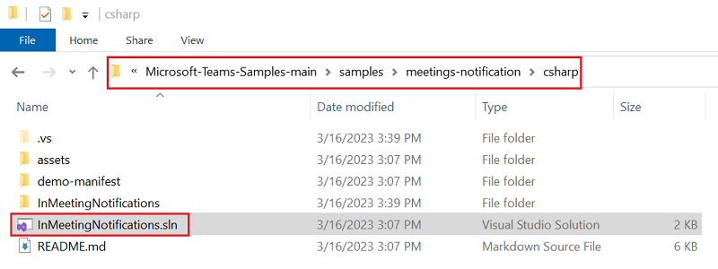 Captura de pantalla que muestra el repositorio clonado con el archivo InMeetingNotifications.sln resaltado en rojo.