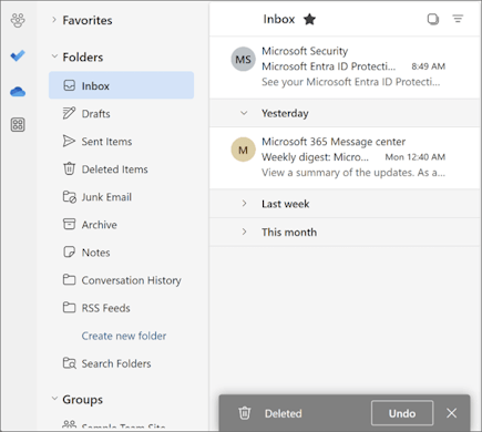 La notificación que se muestra cuando un usuario elimina un mensaje en Outlook en la Web o en el nuevo Outlook en Windows.
