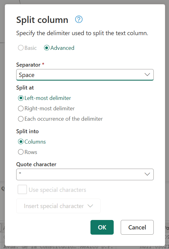 Cuadro de diálogo de configuración para el paso Dividir columna de una consulta.