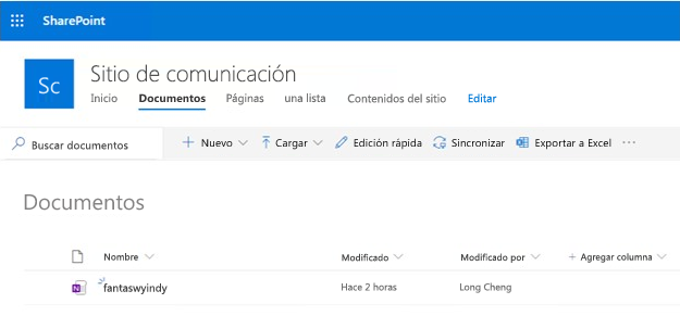 Captura de pantalla de un sitio de comunicación de SharePoint que muestra la publicación Documentos con un documento de OneNote en la carpeta .