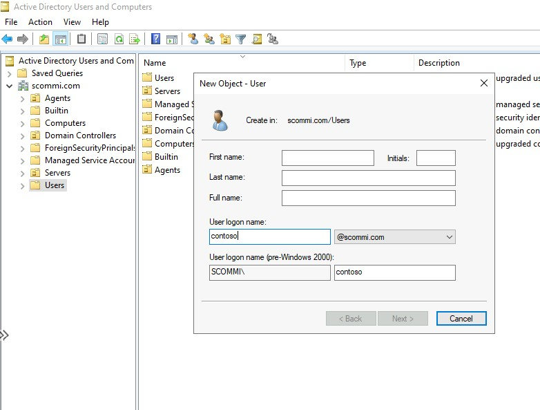 Captura de pantalla que muestra los usuarios de Active Directory.