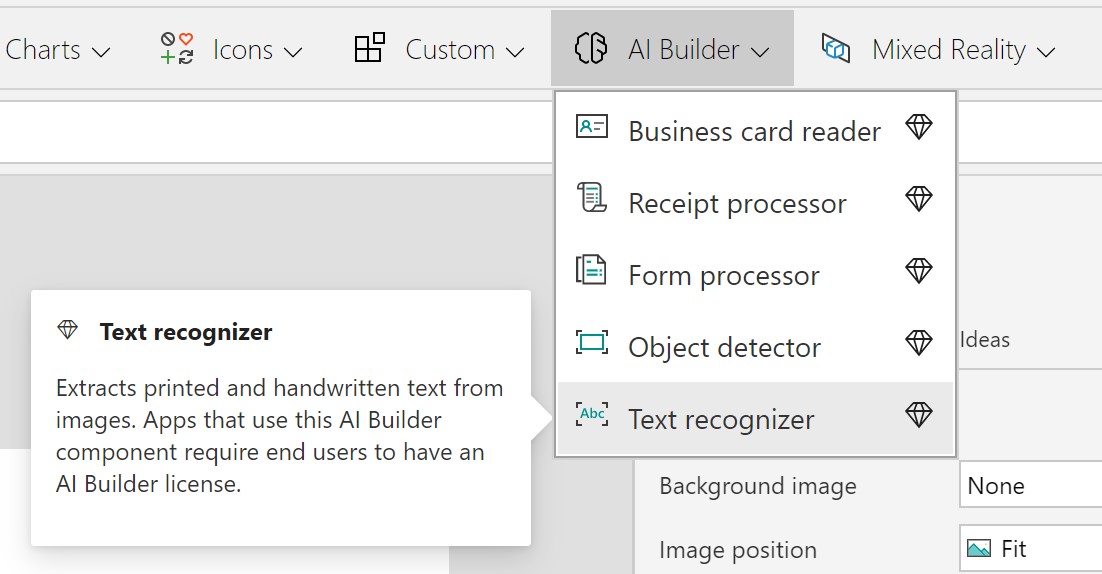 El menú de A I Builder se expande para mostrar las opciones Lector de tarjetas comerciales, Procesador de formularios, Detector de objetos y Reconocedor de texto.