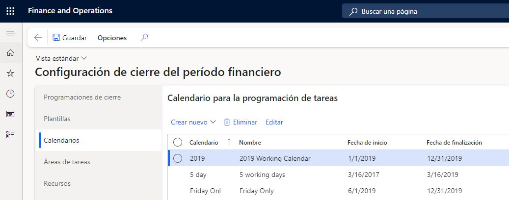 Captura de pantalla de la página Configuración de cierre del periodo financiero, que muestra la ficha desplegable Calendarios