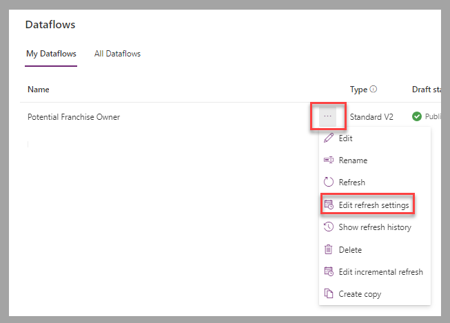 Captura de pantalla de la lista de flujos de datos en el portal de Power Apps. El foco está en la opción Editar configuración de actualización debajo de los puntos suspensivos del flujo de datos