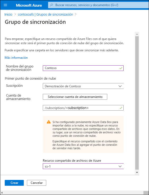 Una captura de pantalla de la página del grupo de sincronización en el portal de Azure. El grupo de sincronización se llama ContosoSyncGrp1, y tanto la cuenta de almacenamiento como los valores del recurso compartido de archivos de Azure están configurados.