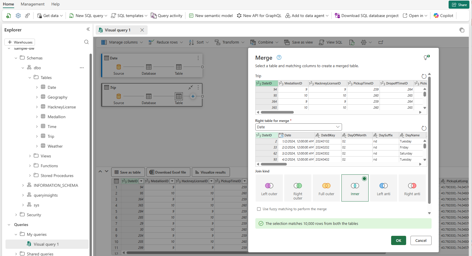 Captura de pantalla del cuadro de diálogo Combinar en el editor de consultas visuales que muestra las opciones de selección de columnas y tipo de combinación.