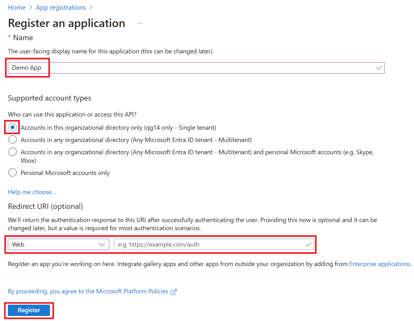 Captura de pantalla de la pantalla Registrar una aplicación con el nombre y la configuración predeterminada resaltadas.
