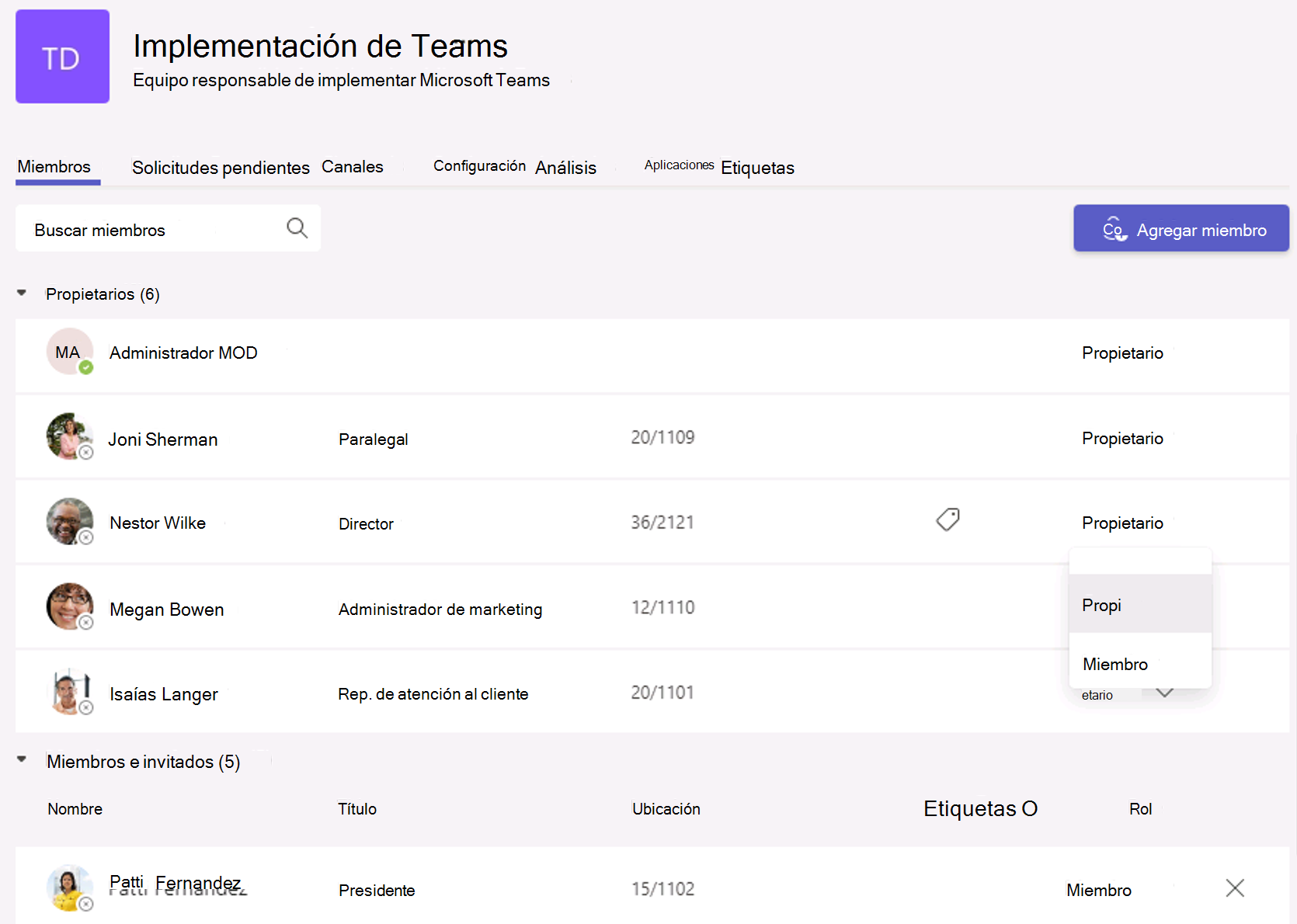  Captura de pantalla de la administración de usuarios en el cliente de Teams.