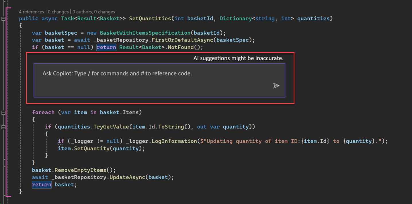 Captura de pantalla de la interfaz de chat en línea en la ventana del editor.