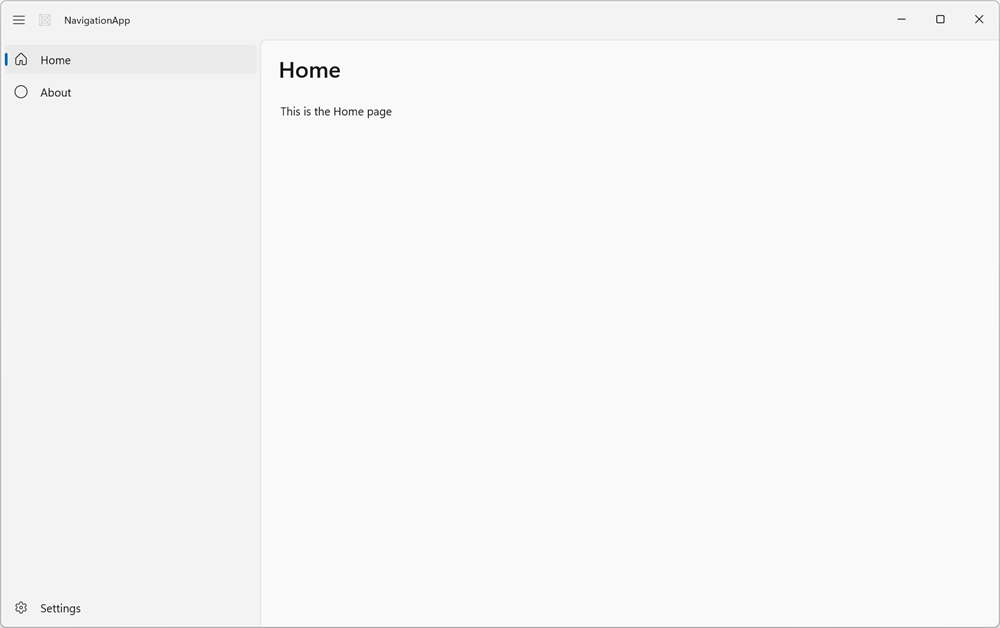Una aplicación creada a partir de la plantilla Aplicación de navegación de WinUI, que muestra un panel de navegación con elementos Inicio, Acerca de y Configuración y la página Inicio.