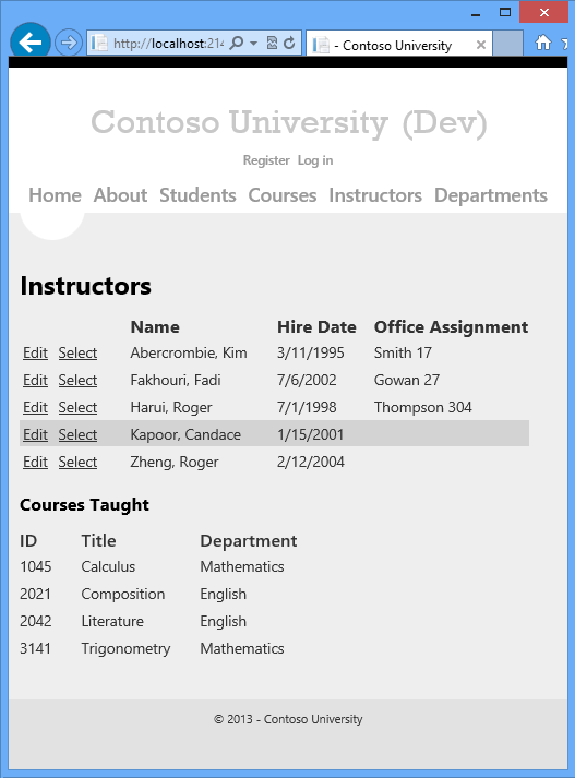 Recorte de pantalla que muestra la página Instructores con un solo instructor resaltado y mostrando los cursos que enseñan.