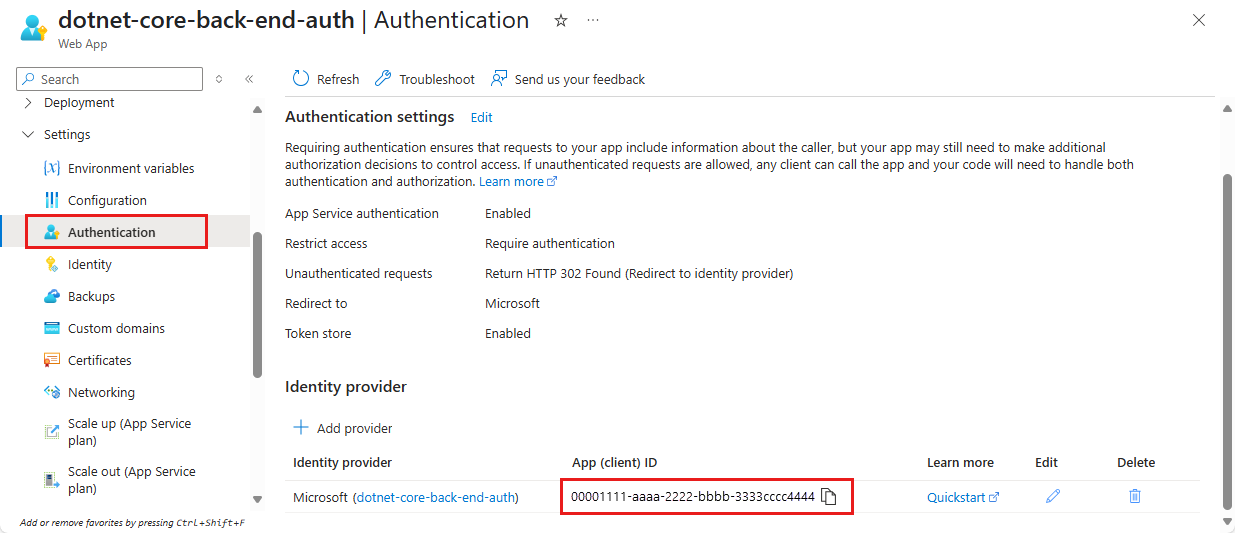 Captura de pantalla de la ventana Configuración de Microsoft Entra que muestra la aplicación Microsoft Entra y la ventana Aplicaciones de Microsoft Entra que muestra el identificador de cliente que se va a copiar.