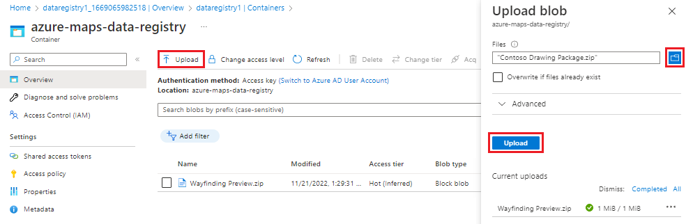 Captura de pantalla de la página de carga de blobs al crear un contenedor.
