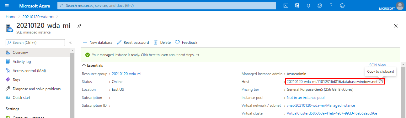 Captura de pantalla de la página de información general de la instancia en el Azure Portal con el nombre de host seleccionado.