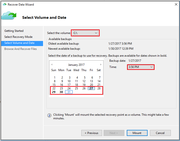 Captura de pantalla de la página Seleccionar volumen y fecha del Asistente de recuperación de datos (restauración en la misma máquina)