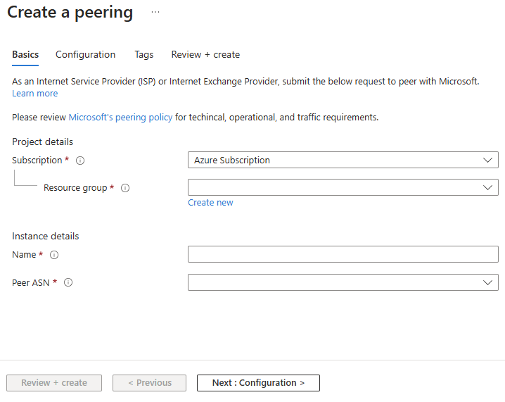 Captura de pantalla que muestra la pestaña Aspectos básicos de la creación de un emparejamiento en Azure Portal.